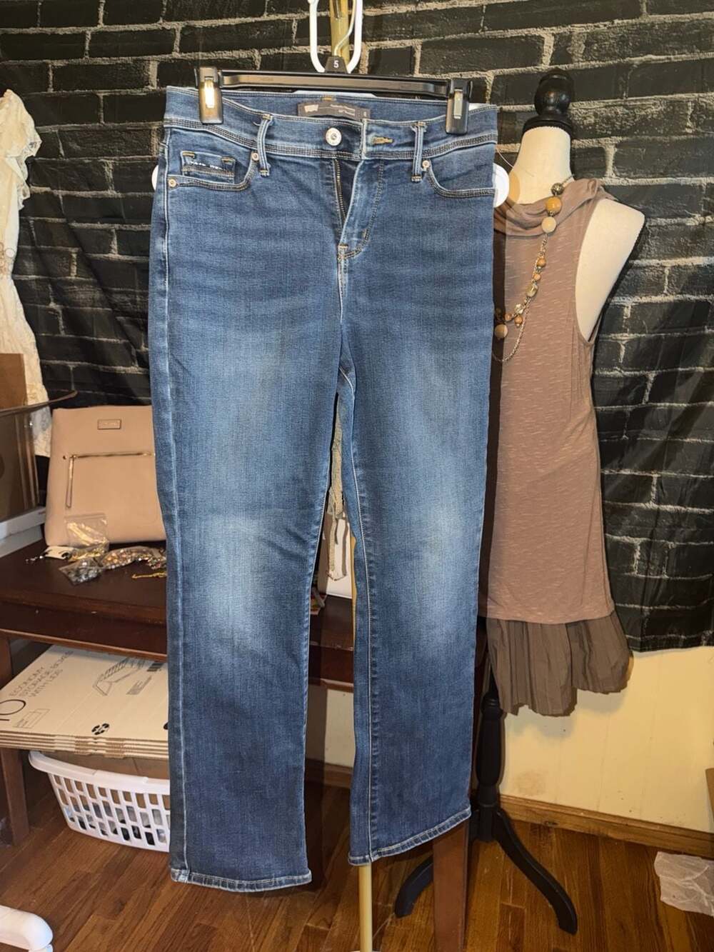 Levi's Perfectly Slimming 512 Bootcut Jeans Size 4